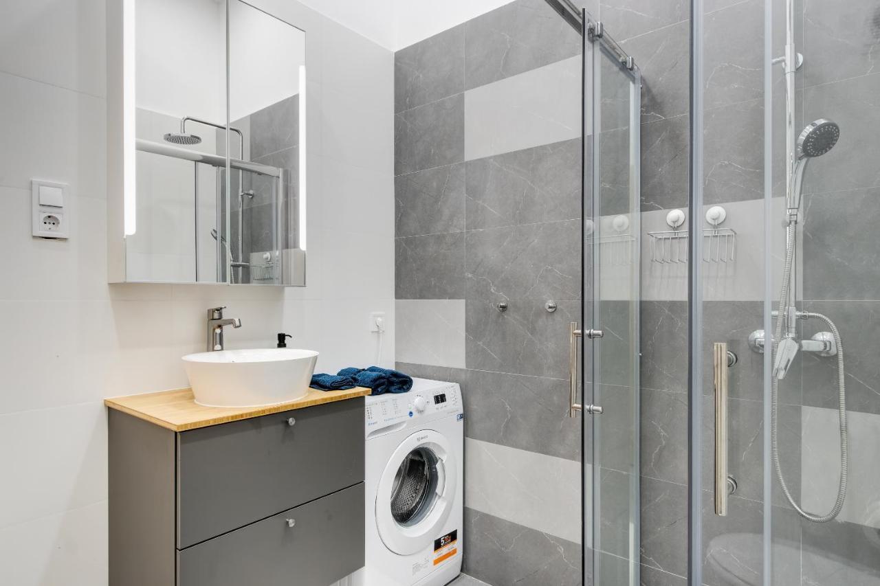 D.Five Aradi B Apartment บูดาเปสต์ ภายนอก รูปภาพ